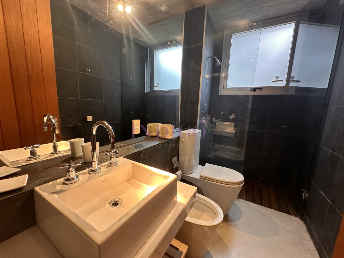 Casa Ref.1246 - Laguna blanca, casa en alquiler y venta.