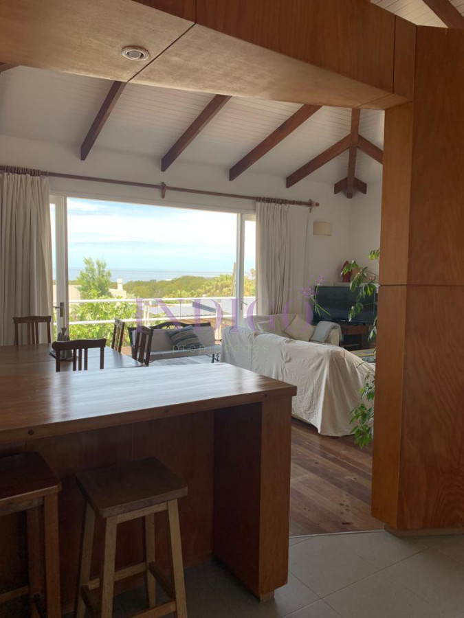 Casa Ref.290 - Casa en alquiler Punta piedras  , 3 dormitorios .