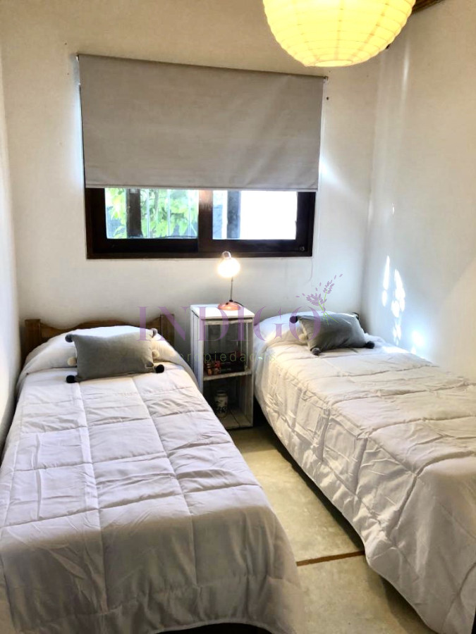 Casa Ref.485 - Casa venta en Montoya, 5 ambientes.