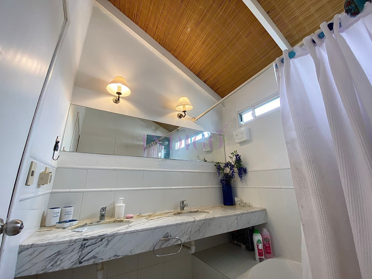 Casa Ref.1037 - En venta la barra de la ruta al mar