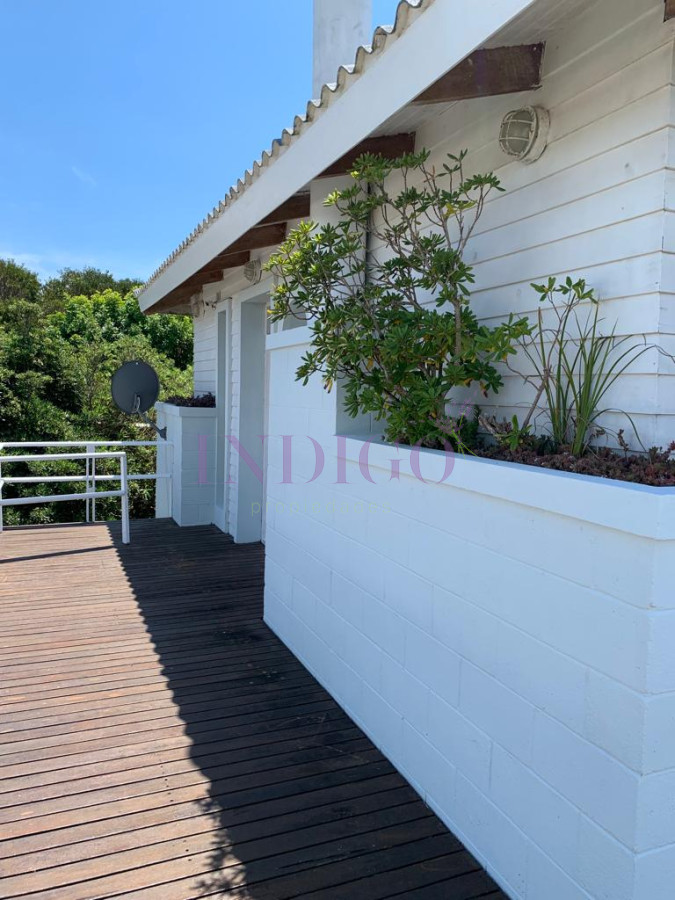 Casa Ref.290 - Casa en alquiler Punta piedras  , 3 dormitorios .