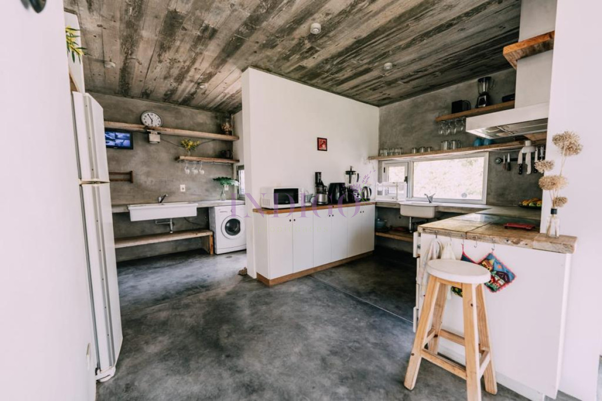Casa Ref.891 - Casa en  venta Santa Mónica en frente a la Laguna, 2 dormitorios 2 baños