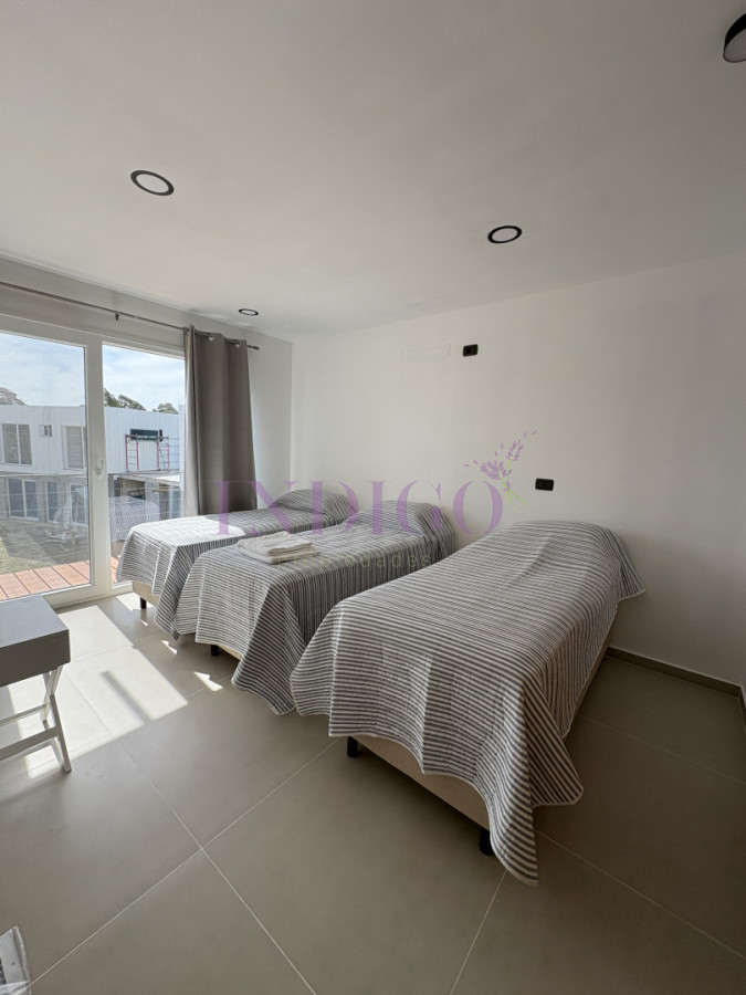 Casa Ref.1301 - Casa en venta y alquiler en la Barra