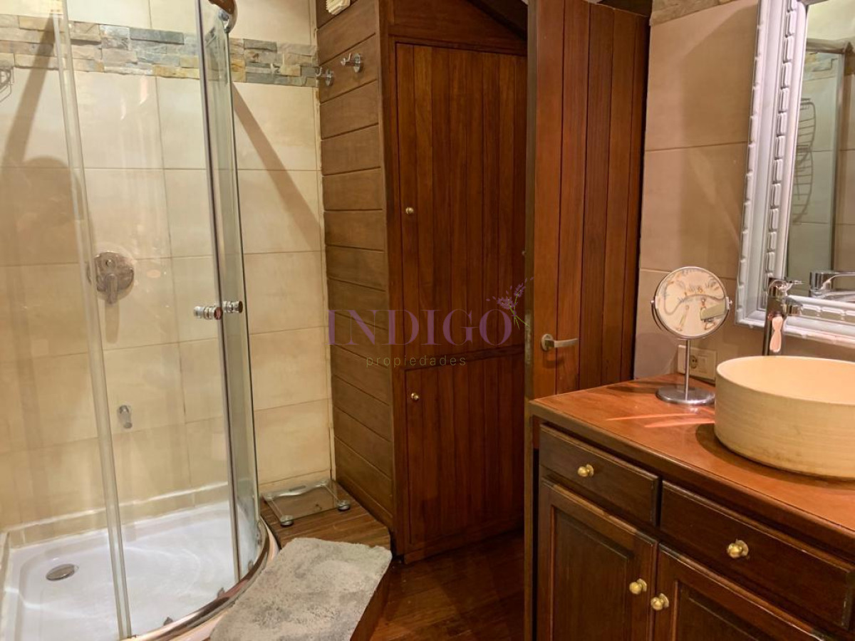 Casa Ref.12 - Casa en venta Avenida Roosevelt, Punta del Este 4 dormitorios .