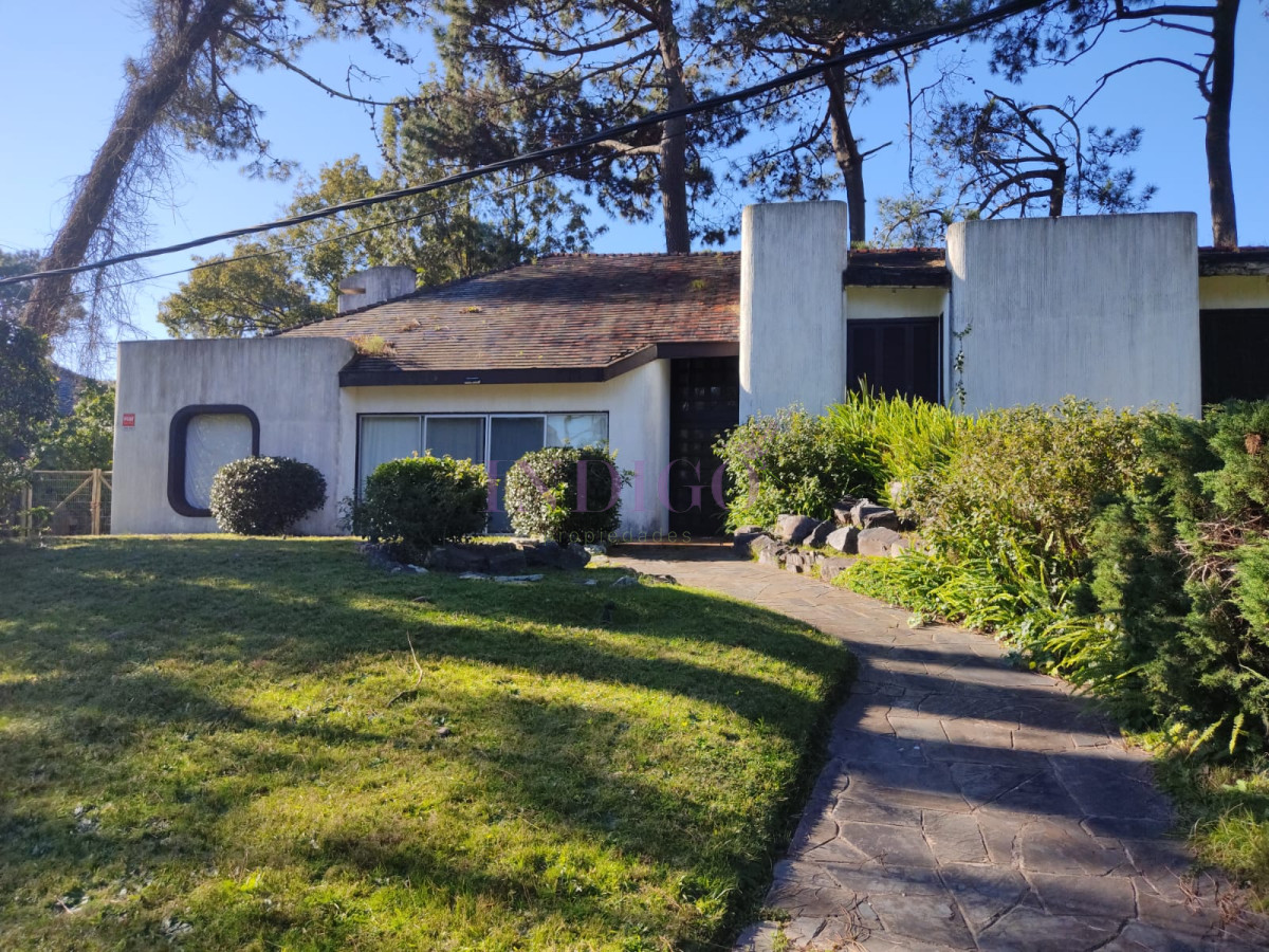 Casa Ref.712 - En venta y alquiler