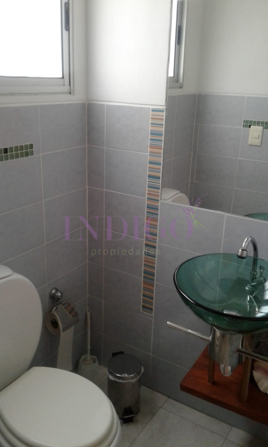 Casa Ref.863 - Casa en Alquiler a metros del mar, con Piscina y Parrillero
