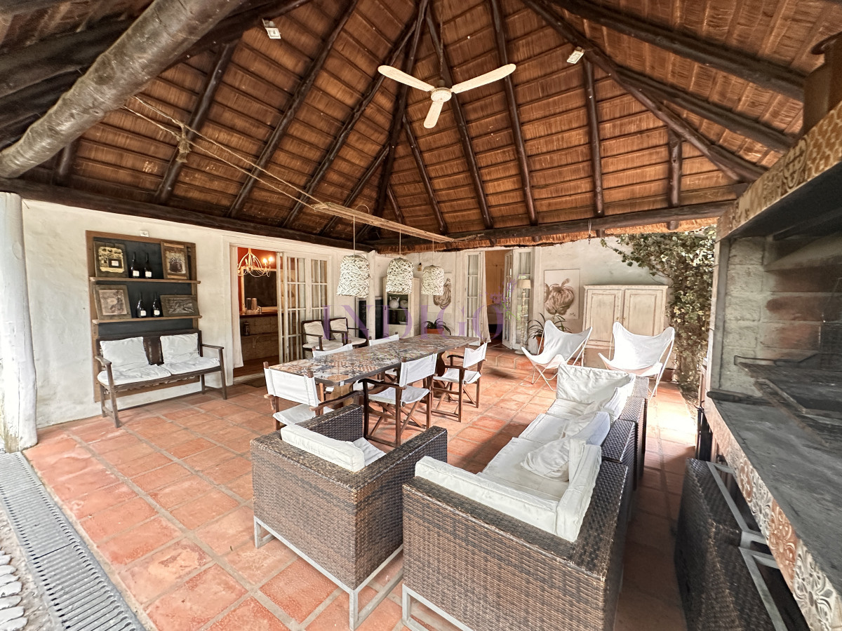 Casa Ref.1307 - Casa en venta en pinares