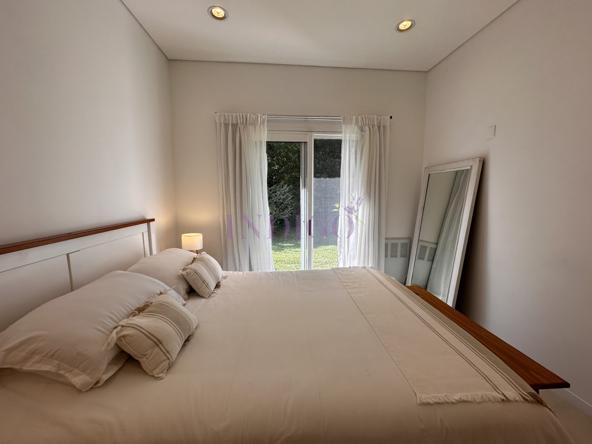 Casa Ref.1245 - Casa en venta , San Rafael, 4 dorm y dependencia, con piscina y parrillero.