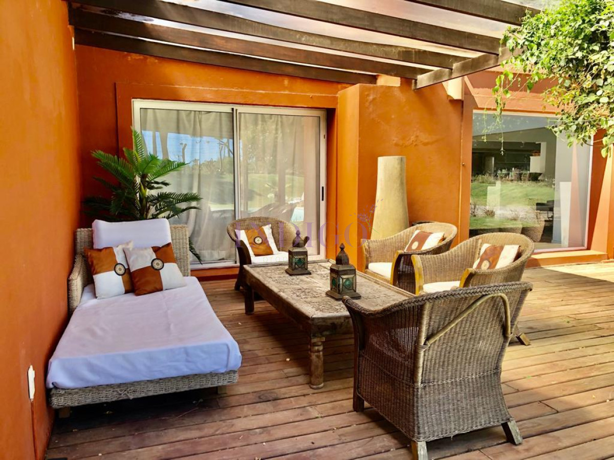 Casa Ref.847 - Laguna Blanca, casa en alquiler.