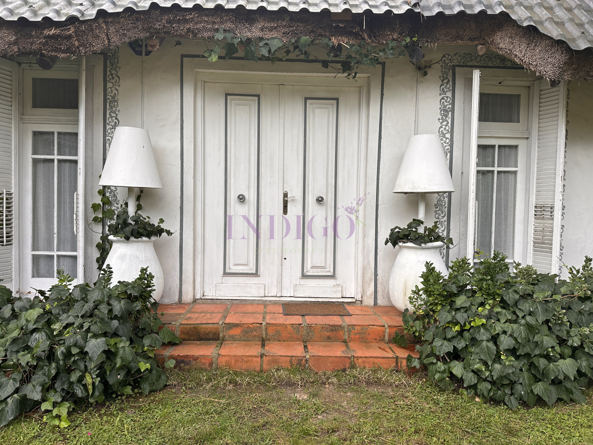 Casa Ref.1307 - Casa en venta en pinares