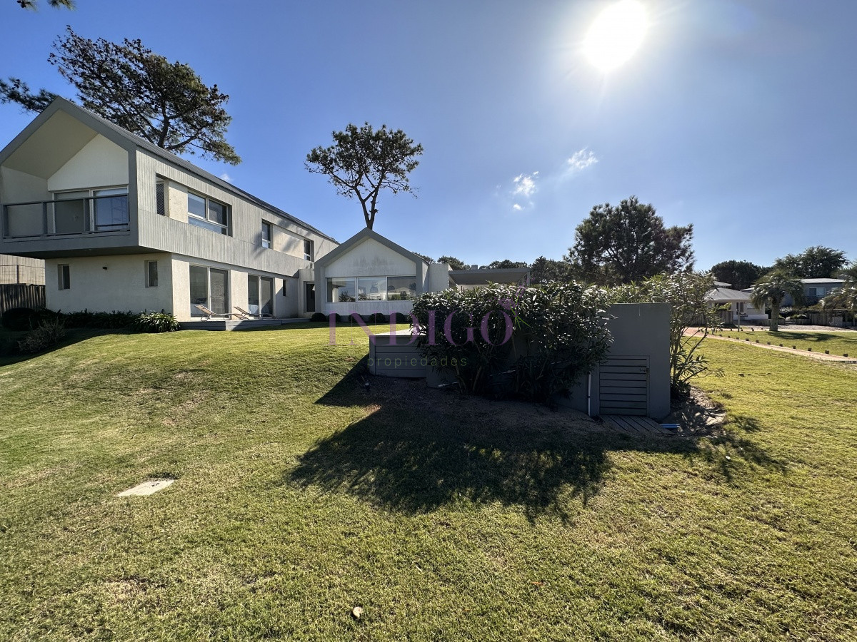 Casa Ref.336 - Alquiler en Pinar del Faro, Jose Ignacio 5 dormitorios.