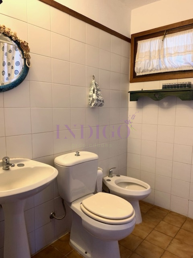 Casa Ref.739 - Amplio quincho con vistas al mar, 3 dormitorios con dependencia y un gran parillero