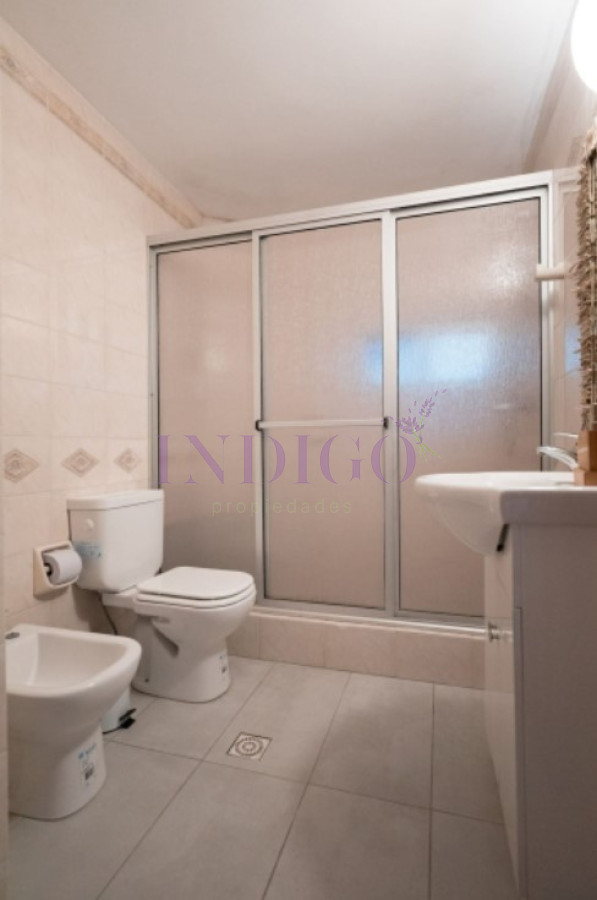 Casa Ref.91 - Casa en Altos de Punta Piedras, 5 dormitorios *