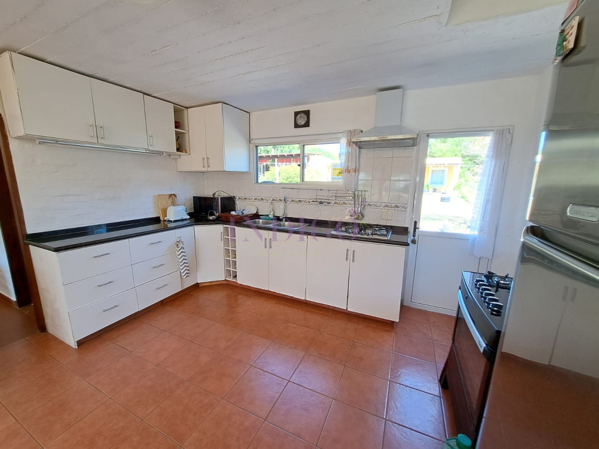 Casa Ref.983 - Casa con amplio jardín en zona tranquila y a minutos del mar!
