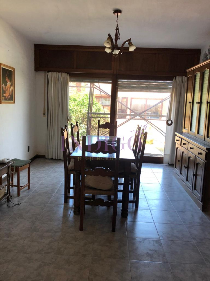 Casa Ref.126 - Casa en alquiler en pleno Manantiales, 3 dormitorios mas dependencia de servicio.