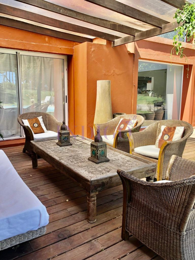 Casa Ref.847 - Laguna Blanca, casa en alquiler.