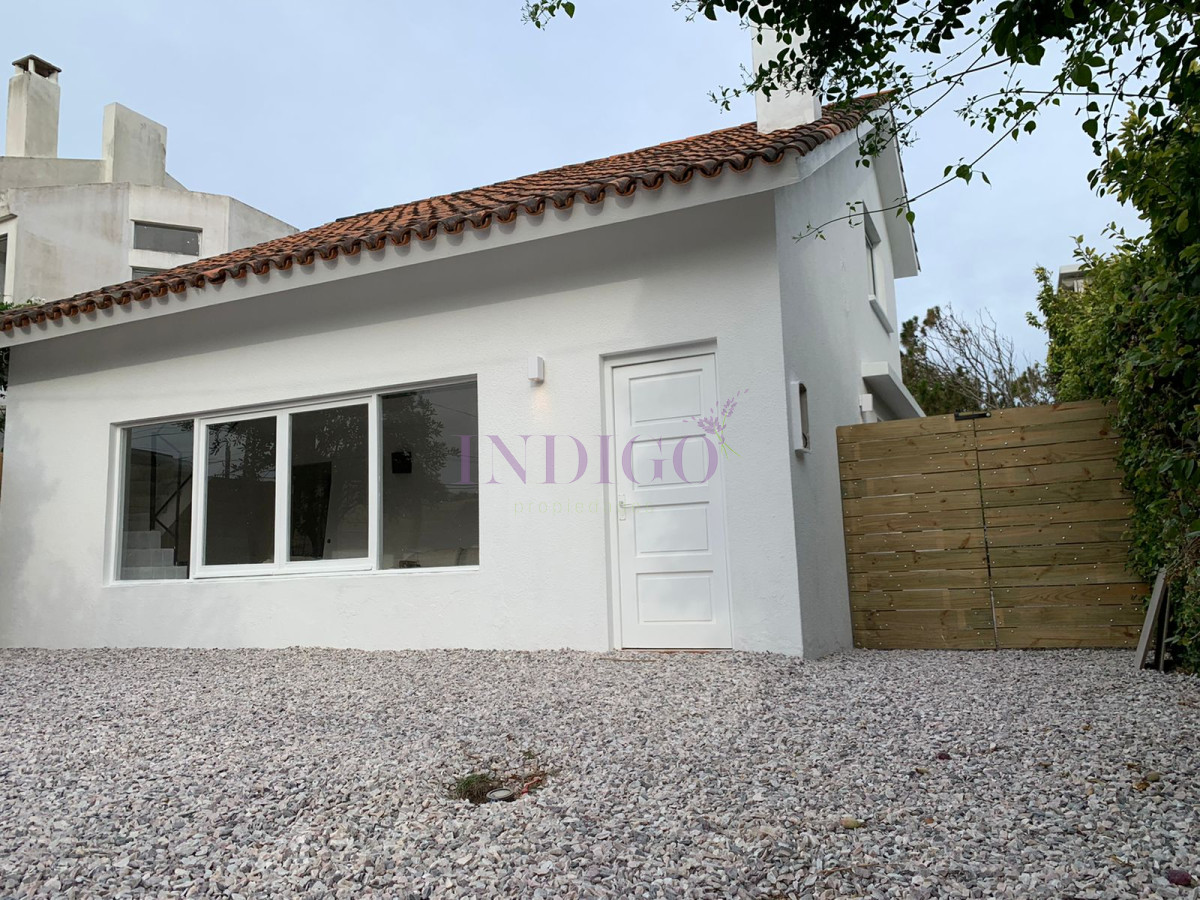 Casa Ref.794 - Casa en Venta, la Barra, posta 4 ambientes