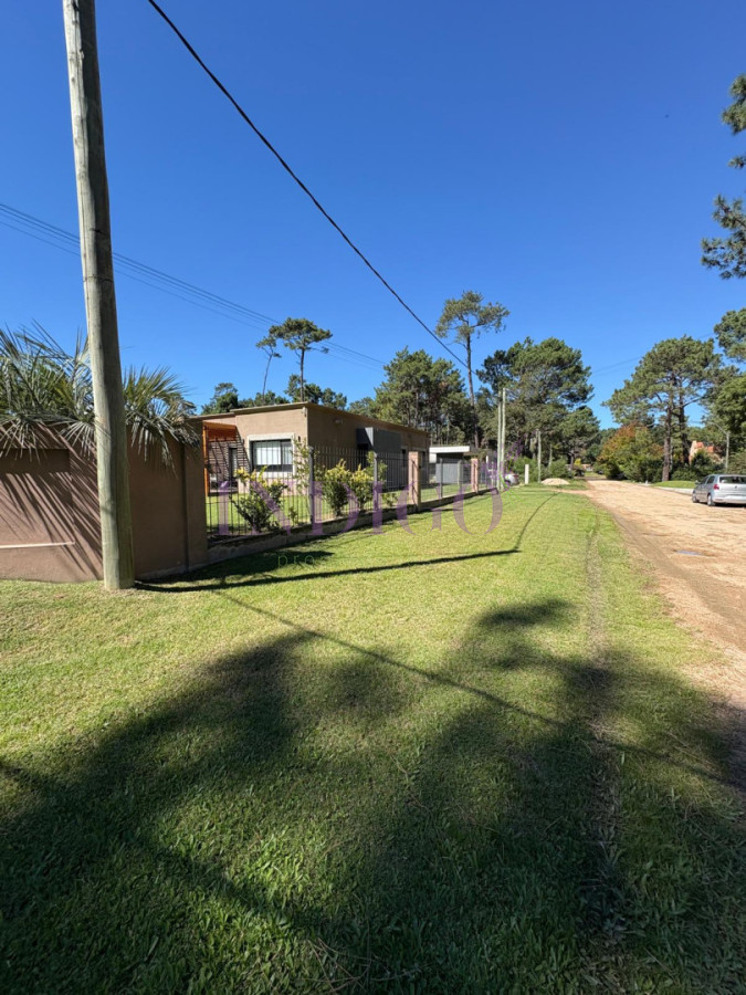 Casa Ref.1306 - En venta, con financiación bancaria, en pozo, entrega en 6 meses.