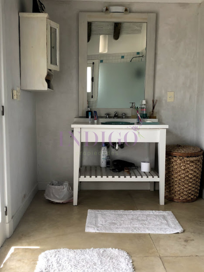 Casa Ref.359 - Impòrtante propiedad en venta y alquiler en el barrio privado mas cool de Manantiales.