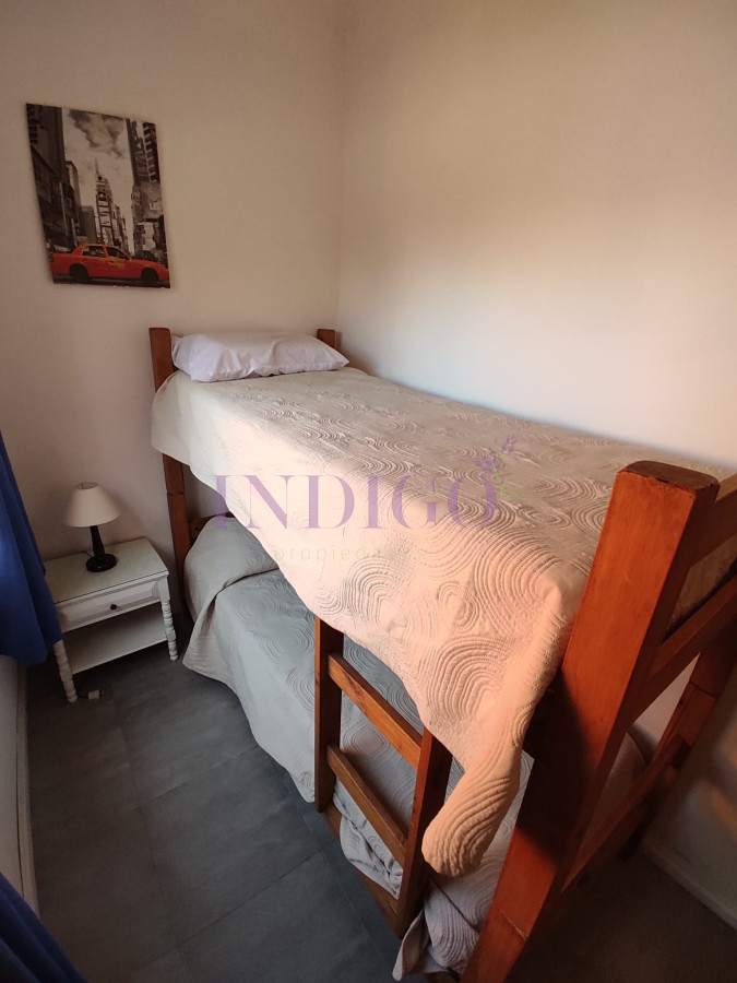 Casa Ref.738 - En Alquiler, Altos de punta Piedra, casa de 4 dorm con parrillero y piscina.