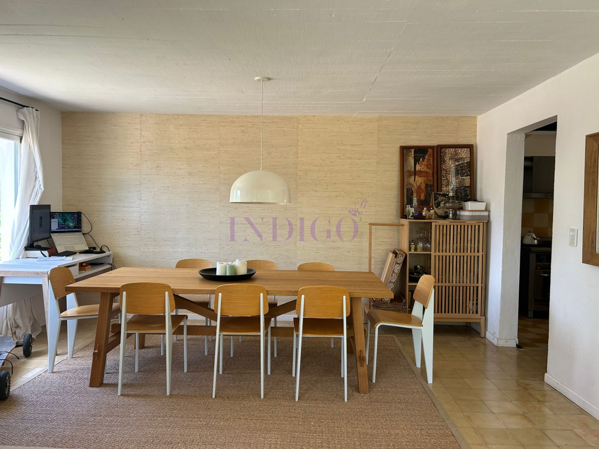 Casa Ref.808 - Casa 4 Dormitorios, 3 baños, piscina y parrillero, con dependencia!