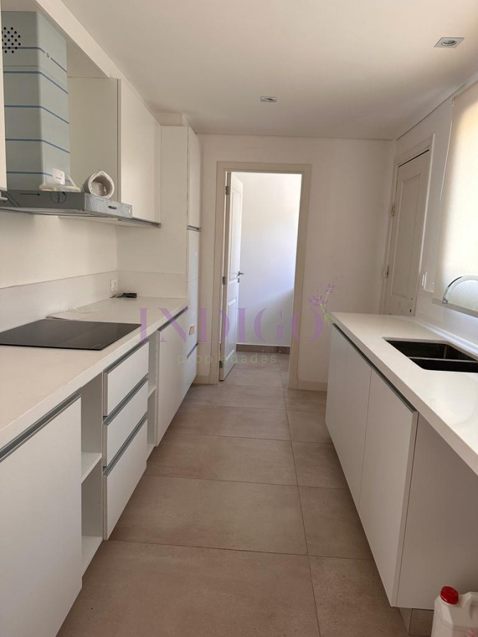 Casa Ref.813 - Bosques del Mar  Barrio Privado  Parque Burnett