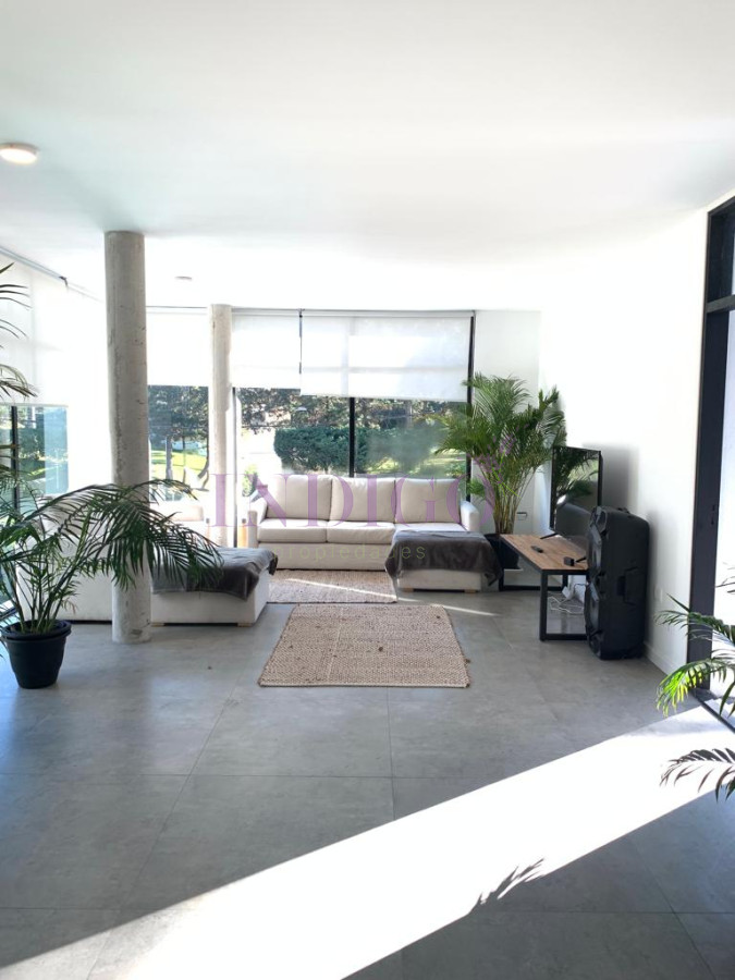 Casa Ref.851 - Casa en Montoya, 4 Dormitorios y 4 Baños, Parrillero y Piscina
