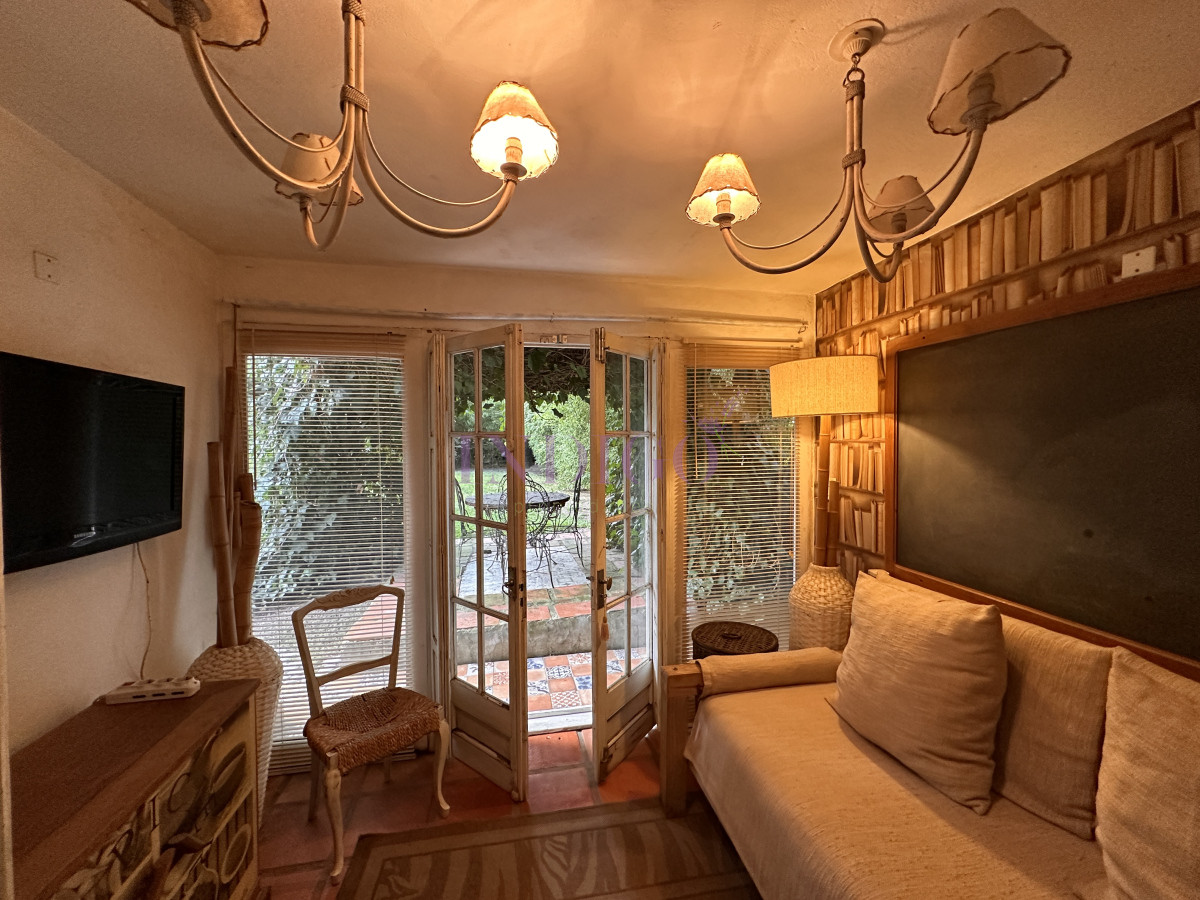 Casa Ref.1307 - Casa en venta en pinares