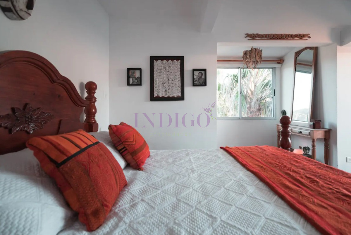 Casa Ref.91 - Casa en Altos de Punta Piedras, 5 dormitorios *