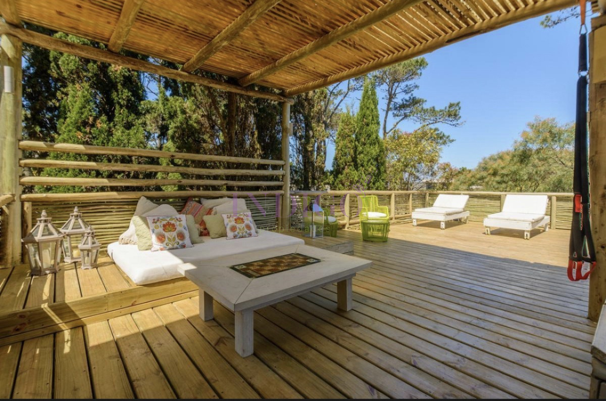 Casa Ref.347 -  Venta y alquiler Montoya, 3 dormitorios y pileta.