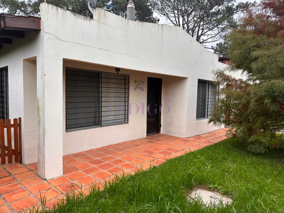 Casa Ref.1074 - Casa en Manantiales 3 Dormitorios 2 baños, piscina y parrillero 