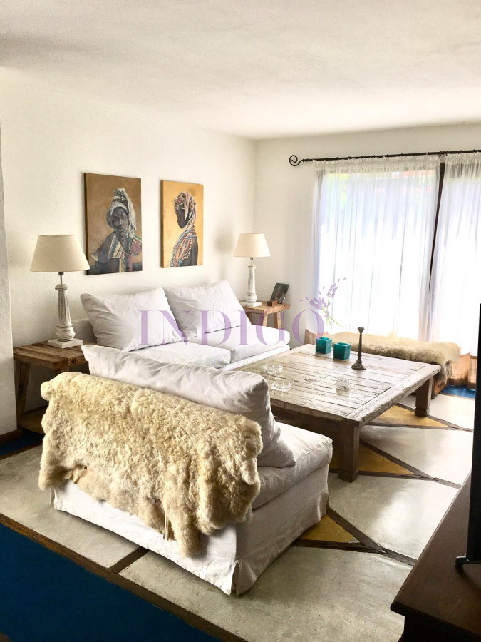 Casa Ref.180 - Casa en venta La Barra, 4 dormitorios , muy cerca de La Posta del Cangrejo.