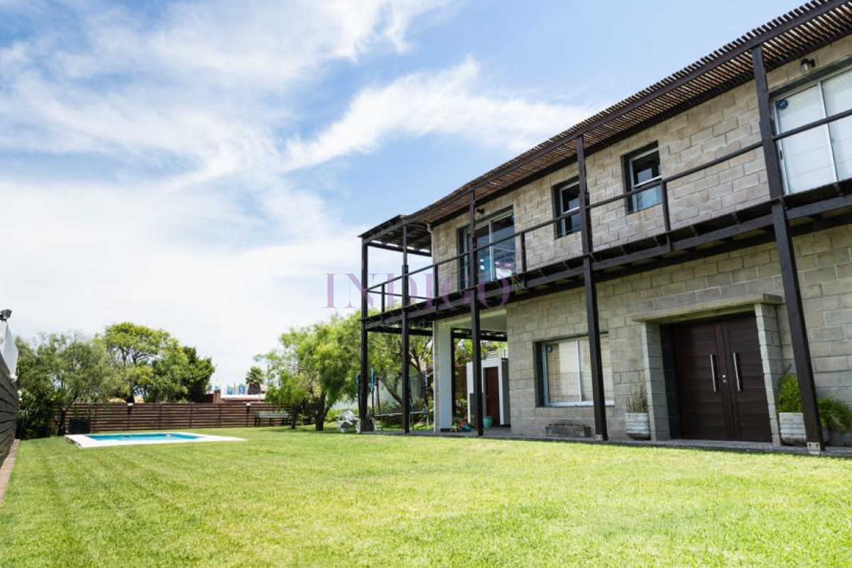 Casa Ref.840 - Casa en Manantiales, 3 Dormitorio 2 Baños