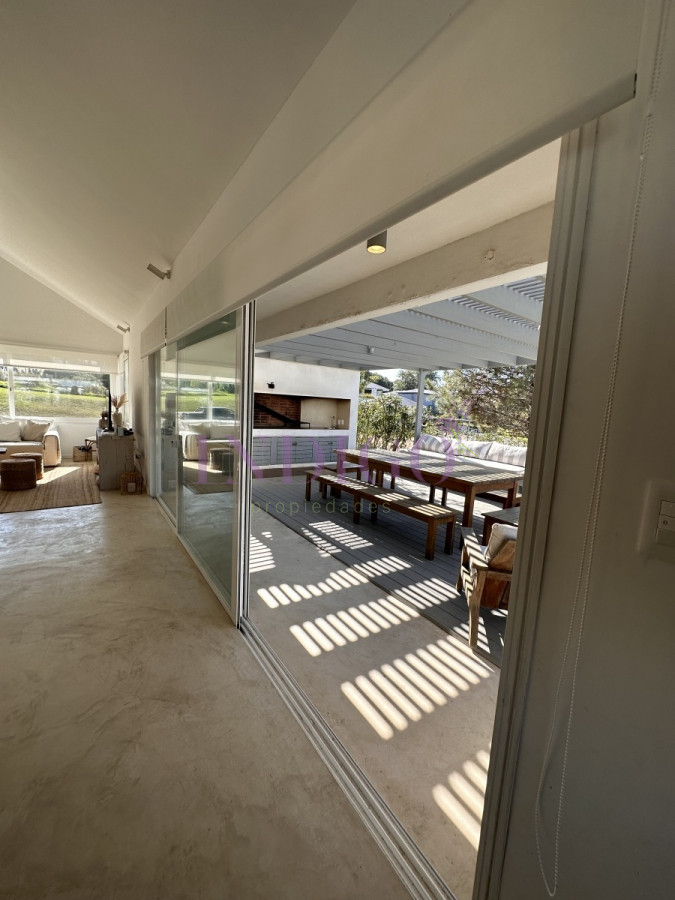 Casa Ref.336 - Alquiler en Pinar del Faro, Jose Ignacio 5 dormitorios.