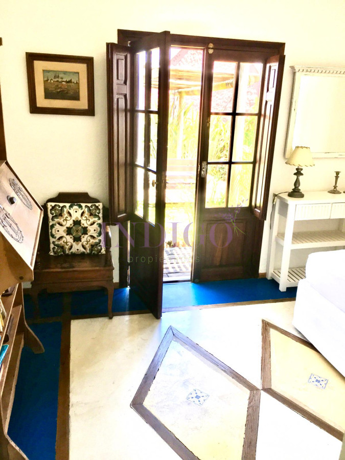 Casa Ref.180 - Casa en venta La Barra, 4 dormitorios , muy cerca de La Posta del Cangrejo.