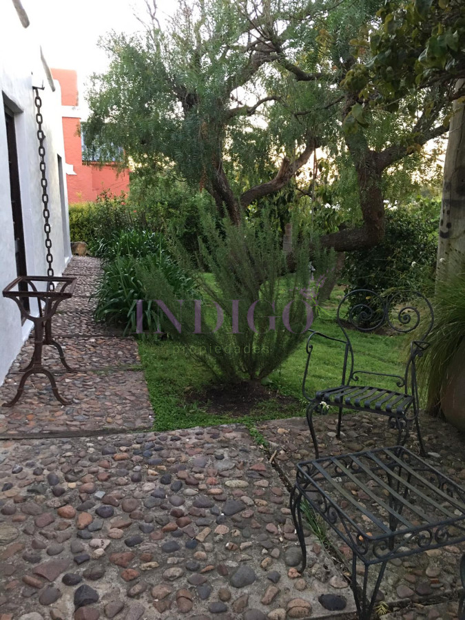 Casa Ref.180 - Casa en venta La Barra, 4 dormitorios , muy cerca de La Posta del Cangrejo.