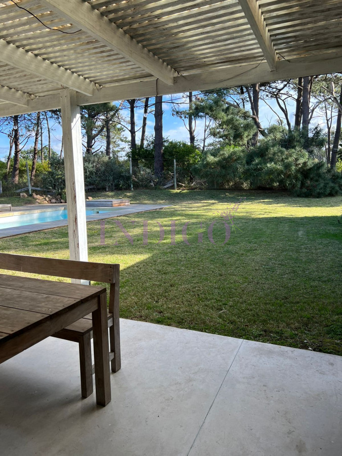 Casa Ref.1097 - casa en barrio Barra verde en alquiler