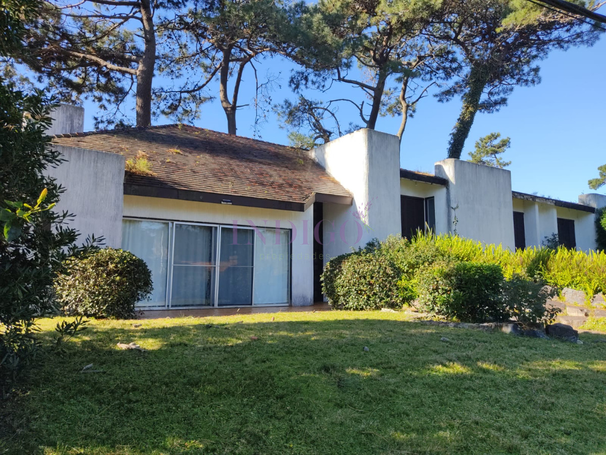 Casa Ref.712 - En venta y alquiler