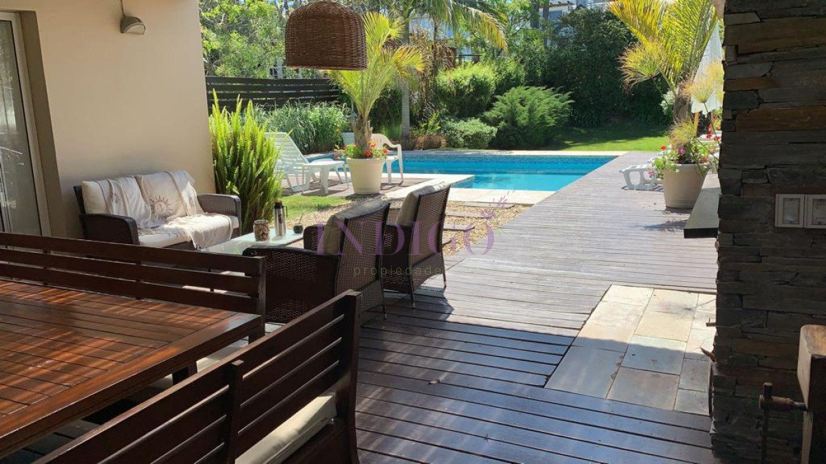 Casa Ref.90 - Muy buena propiedad en alquiler en Montoya.