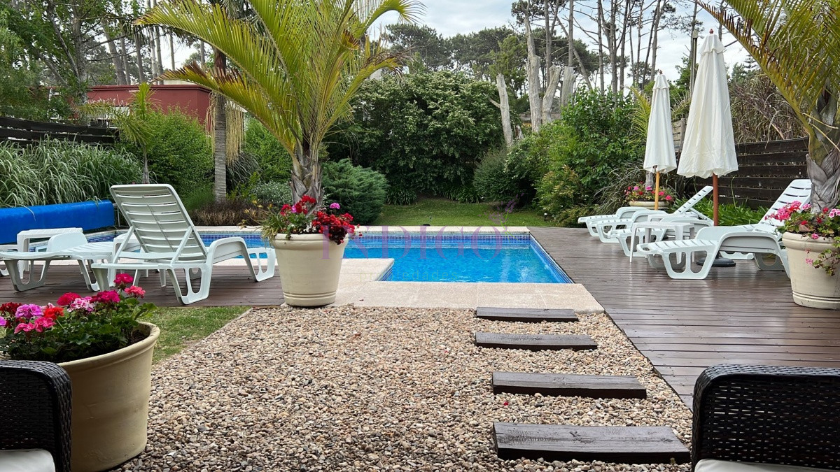 Casa Ref.90 - Muy buena propiedad en alquiler en Montoya.