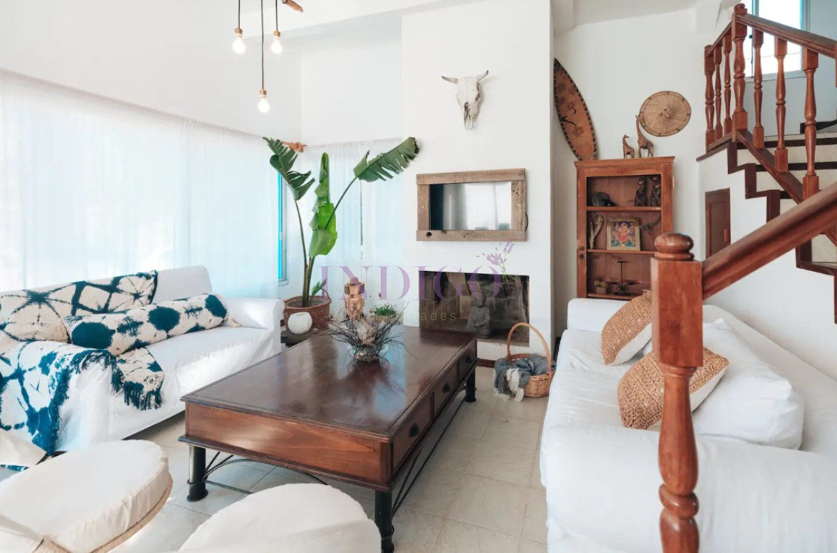 Casa Ref.91 - Casa en Altos de Punta Piedras, 5 dormitorios *