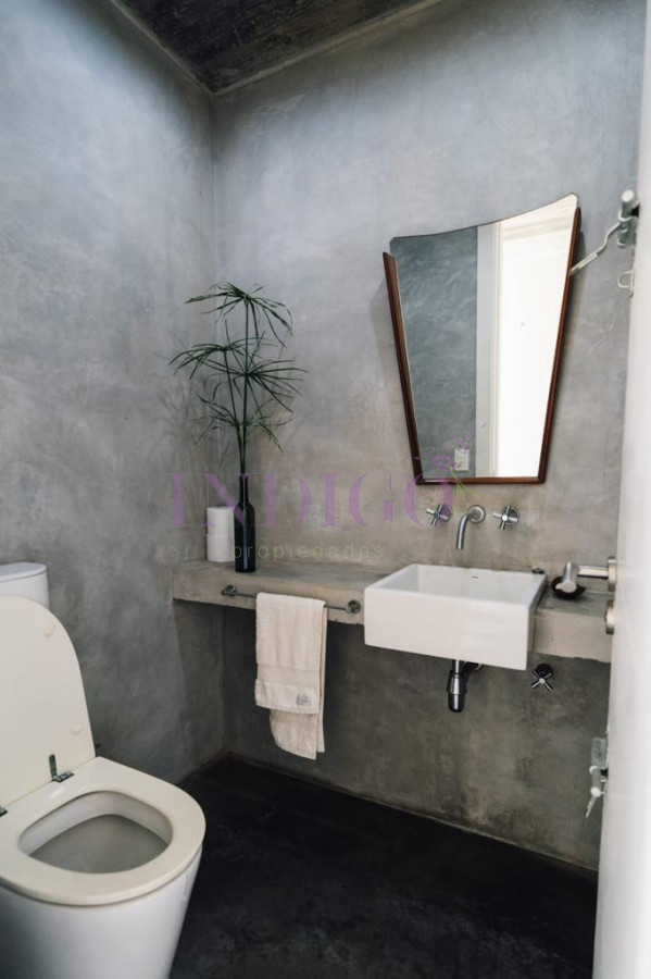Casa Ref.891 - Casa en  venta Santa Mónica en frente a la Laguna, 2 dormitorios 2 baños