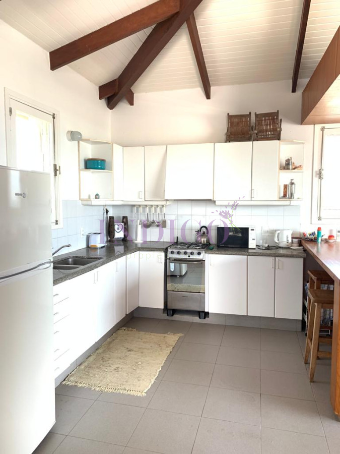 Casa Ref.290 - Casa en alquiler Punta piedras  , 3 dormitorios .