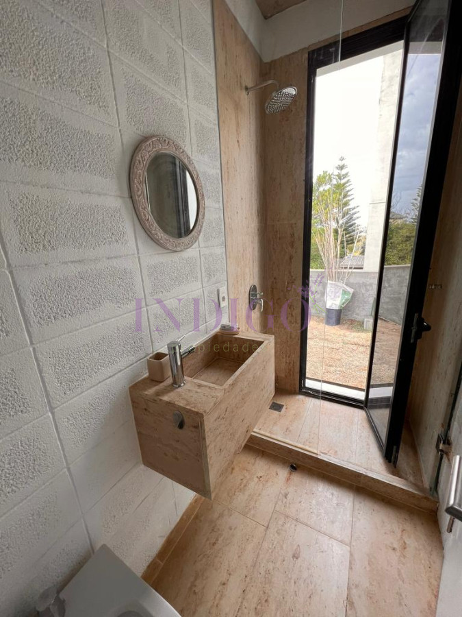 Casa Ref.265 - Casa en venta y alquiler, Punta Piedras muy buena vista, 3 dormitorios 