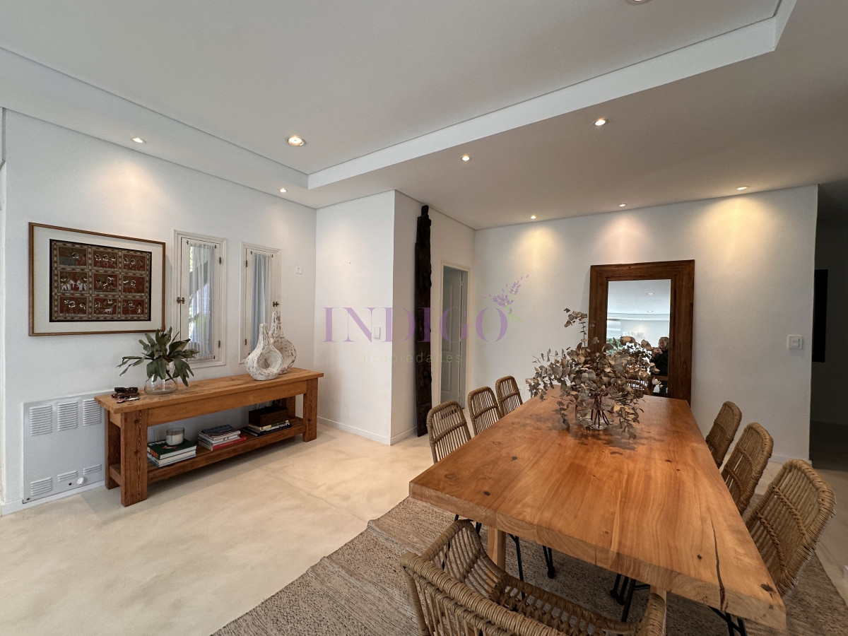 Casa Ref.1245 - Casa en venta , San Rafael, 4 dorm y dependencia, con piscina y parrillero.