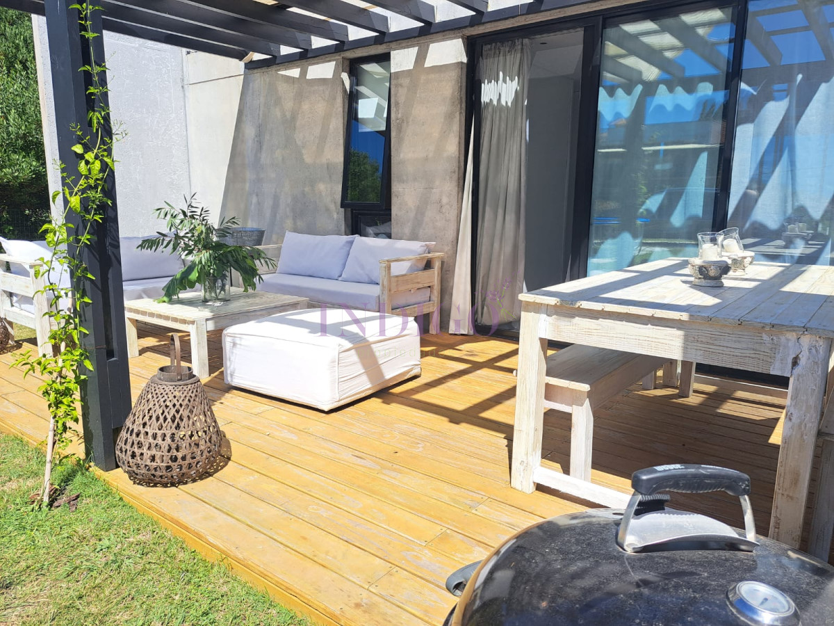 Casa Ref.1218 - Casa en alquiler en Altos de Punta Piedras