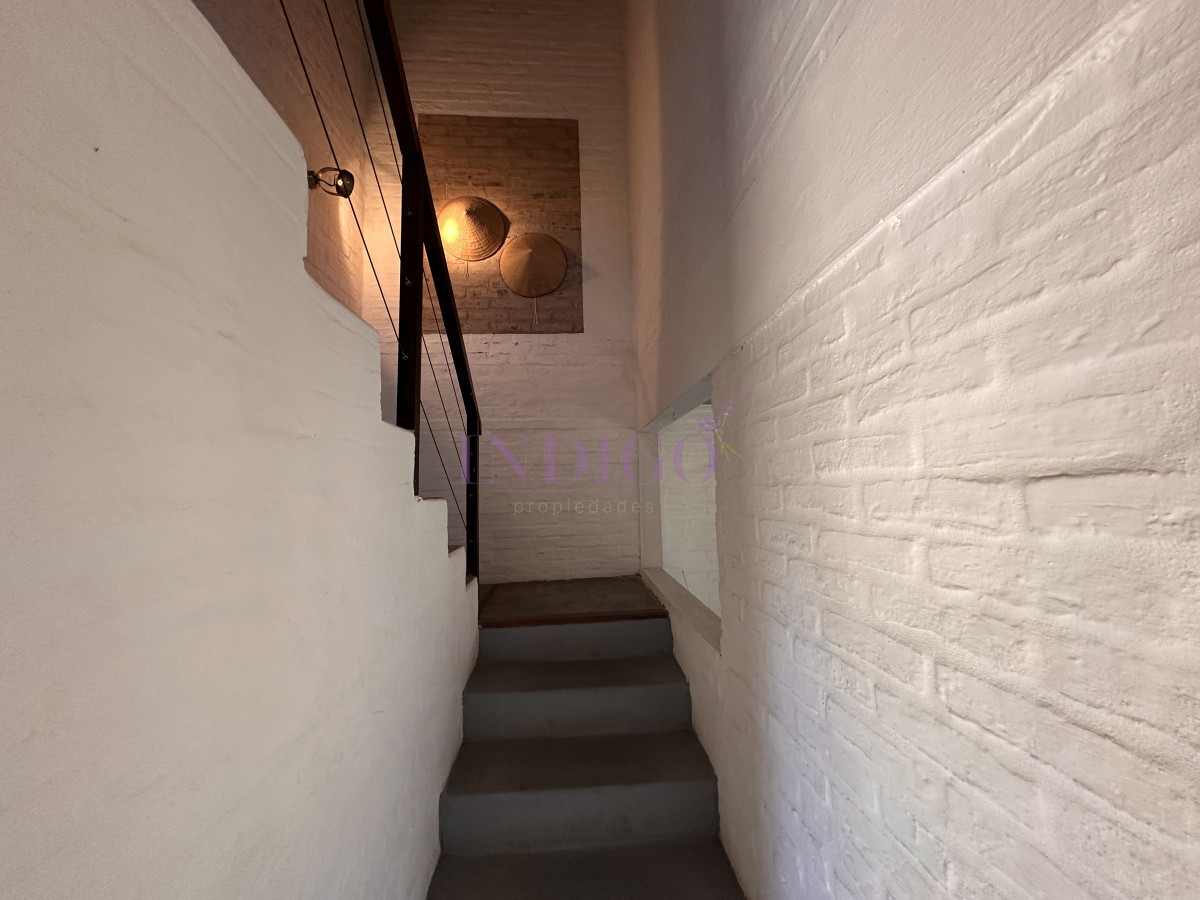 Casa Ref.1266 - Casa en La Barra, 3 dorm y 2 baños, en alquiler