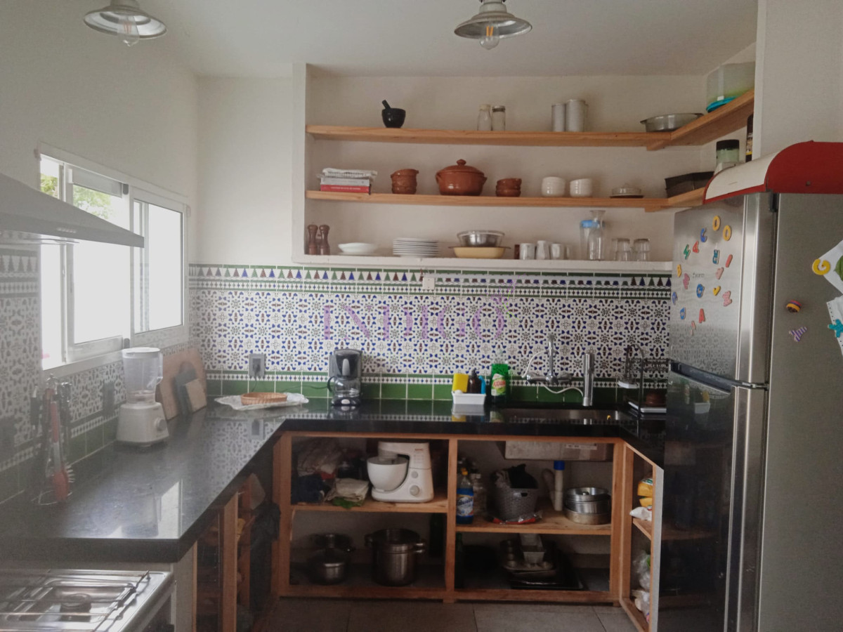 Casa Ref.1095 - Casa en Manantiales, 2 Dormitorios con Parrillero
