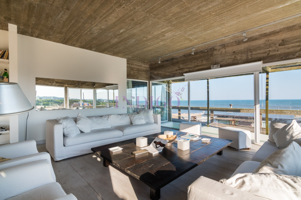 Casa Ref.490 - En alquiler en La Barra, espectacular propiedad.
