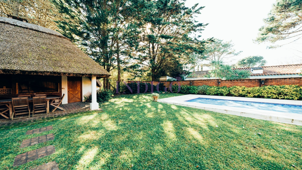 Casa Ref.1240 - Casa en Venta en Rincon Del Indio 